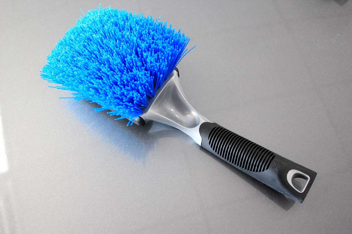 SM Arnold X-Treme SG Pro Series Tire Brush Blue