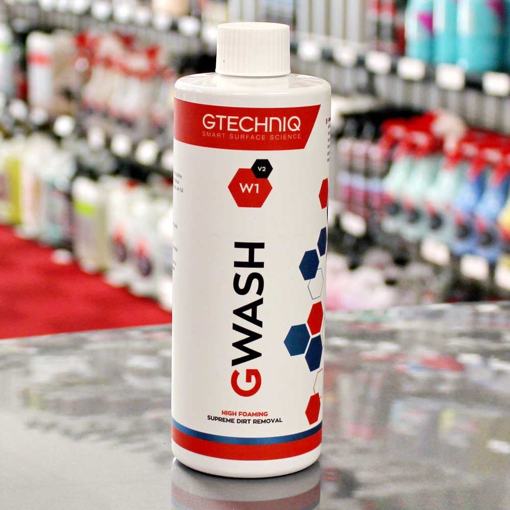 Gtechniq Car Shampoo. 2-in-1 Ceramic GWash and Hydrophobic Coating for Car  Cleaning. Cleans and Repels Dirt, Car Cleaner for Up to 3 Months